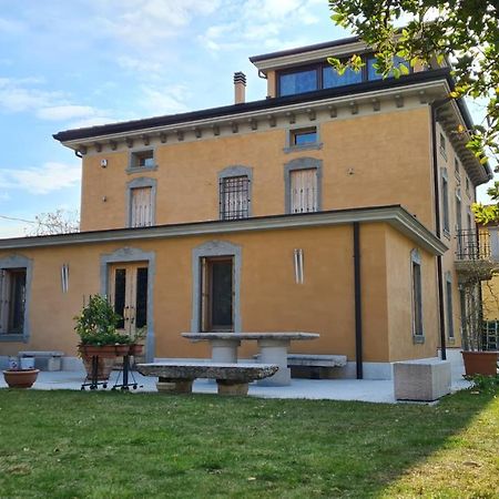 Appartamento Modenese 8 Πεσκιέρα ντελ Γκάρντα Εξωτερικό φωτογραφία